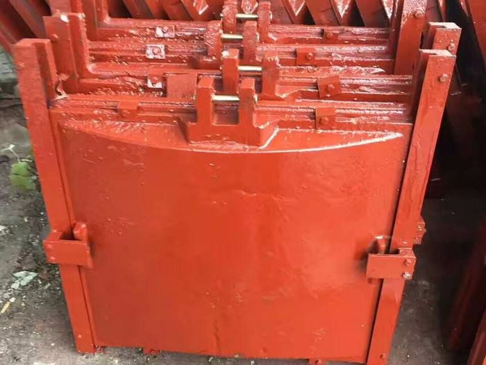 ����բ��